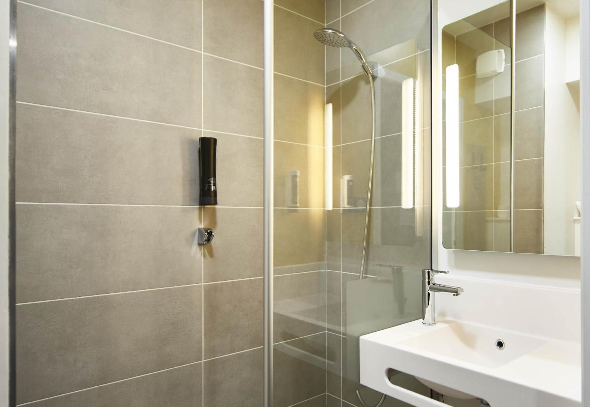 B&B Hotel Bois D'Arcy Saint Quentin En Yvelines المظهر الخارجي الصورة